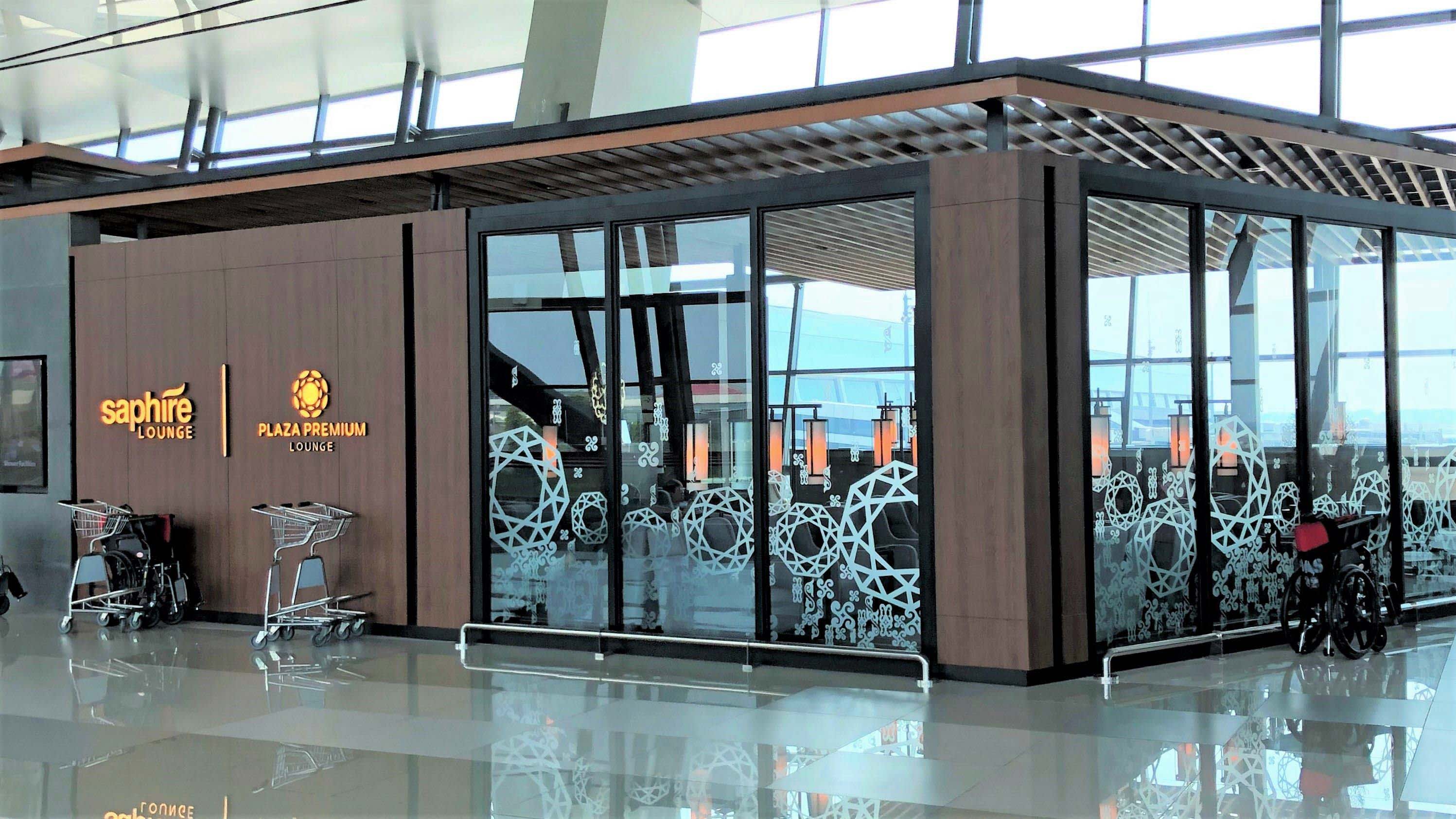 Plaza Premium Lounge 環亞機場貴賓室 credit card rewards and discounts krip HK